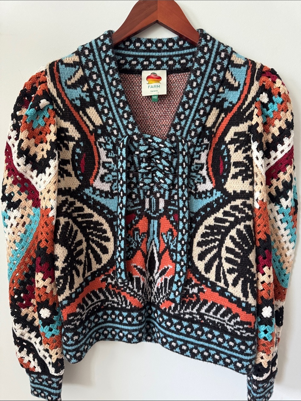 Farm Rio crochet-construction V-neck sweater XXS - Picture 3 of 14